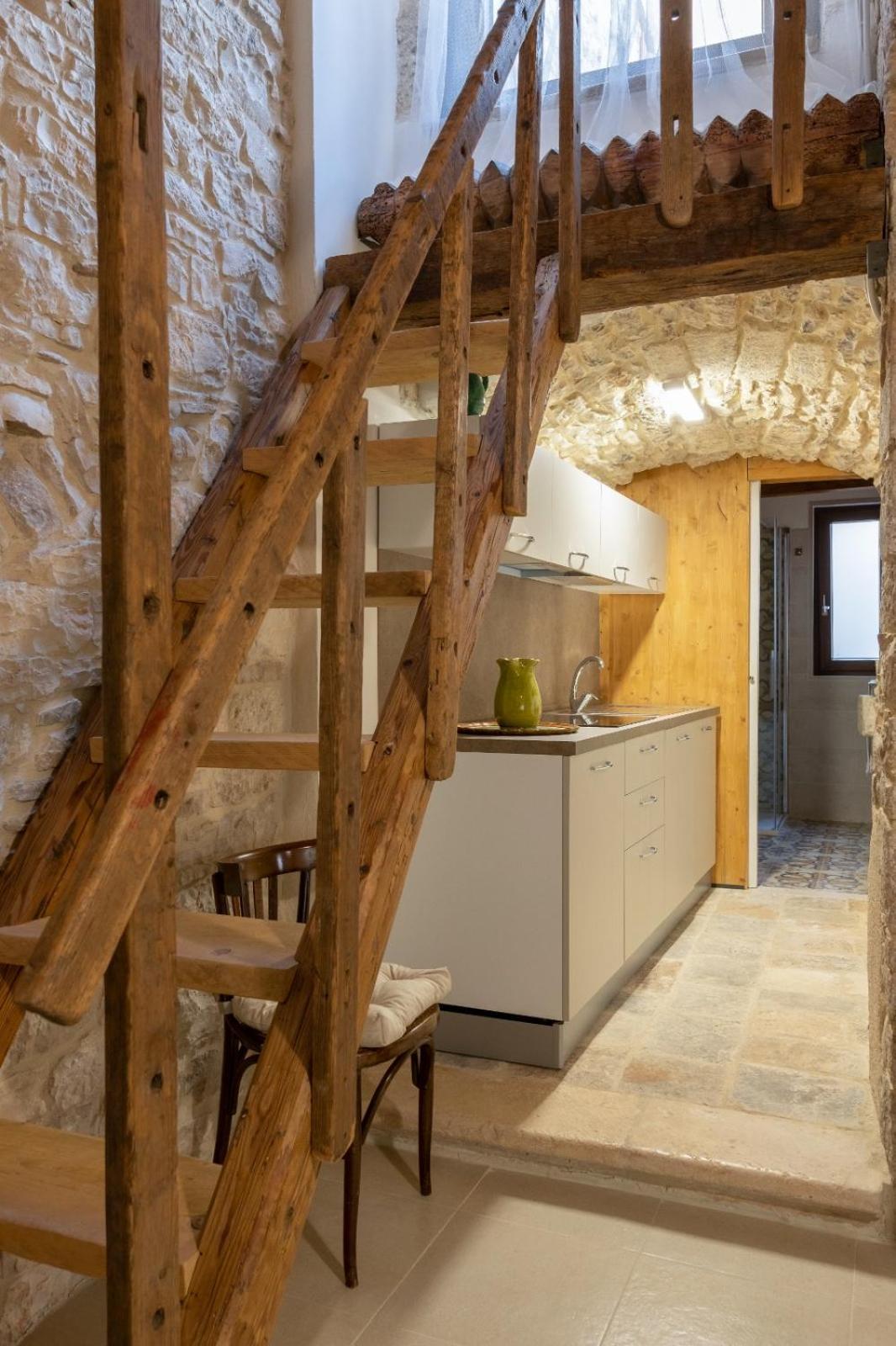 Palazzo Rizzi Dimora Dei Templari Bitetto Exterior foto