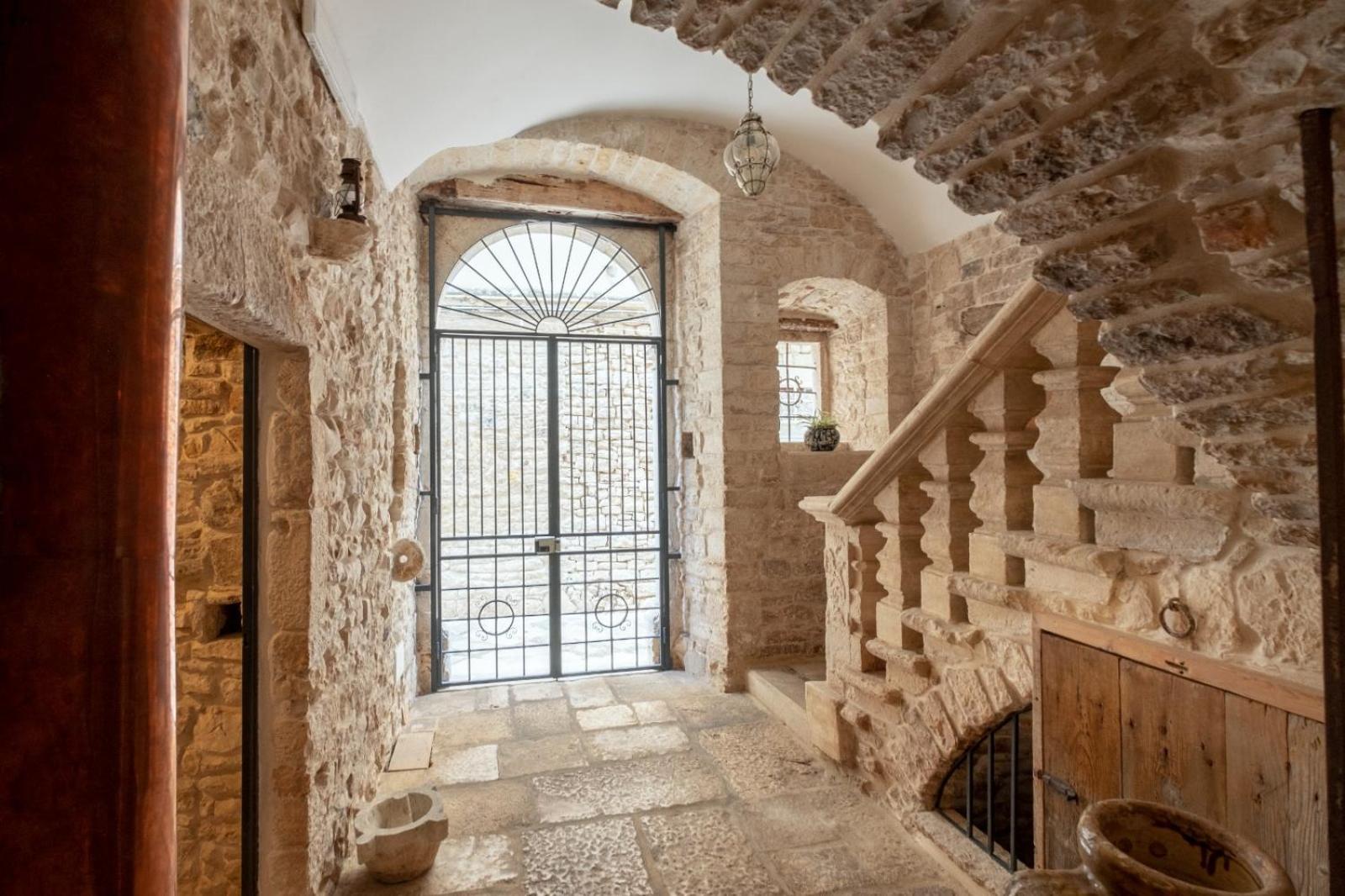 Palazzo Rizzi Dimora Dei Templari Bitetto Exterior foto